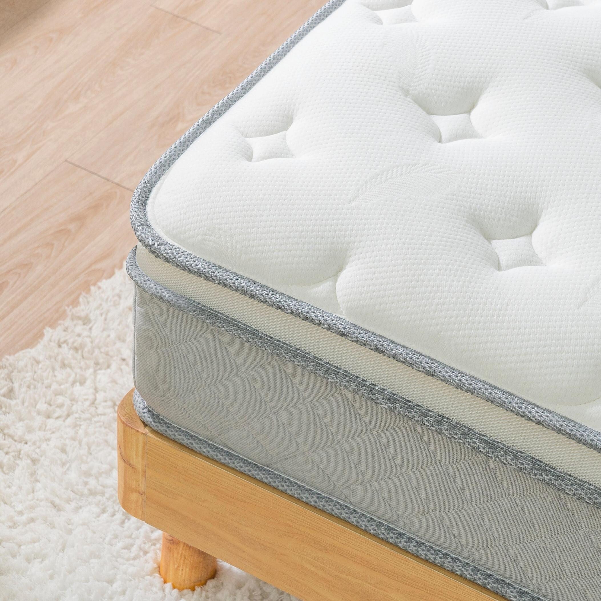 14 Breathable Memory Foam Mattress with Pocket Springs