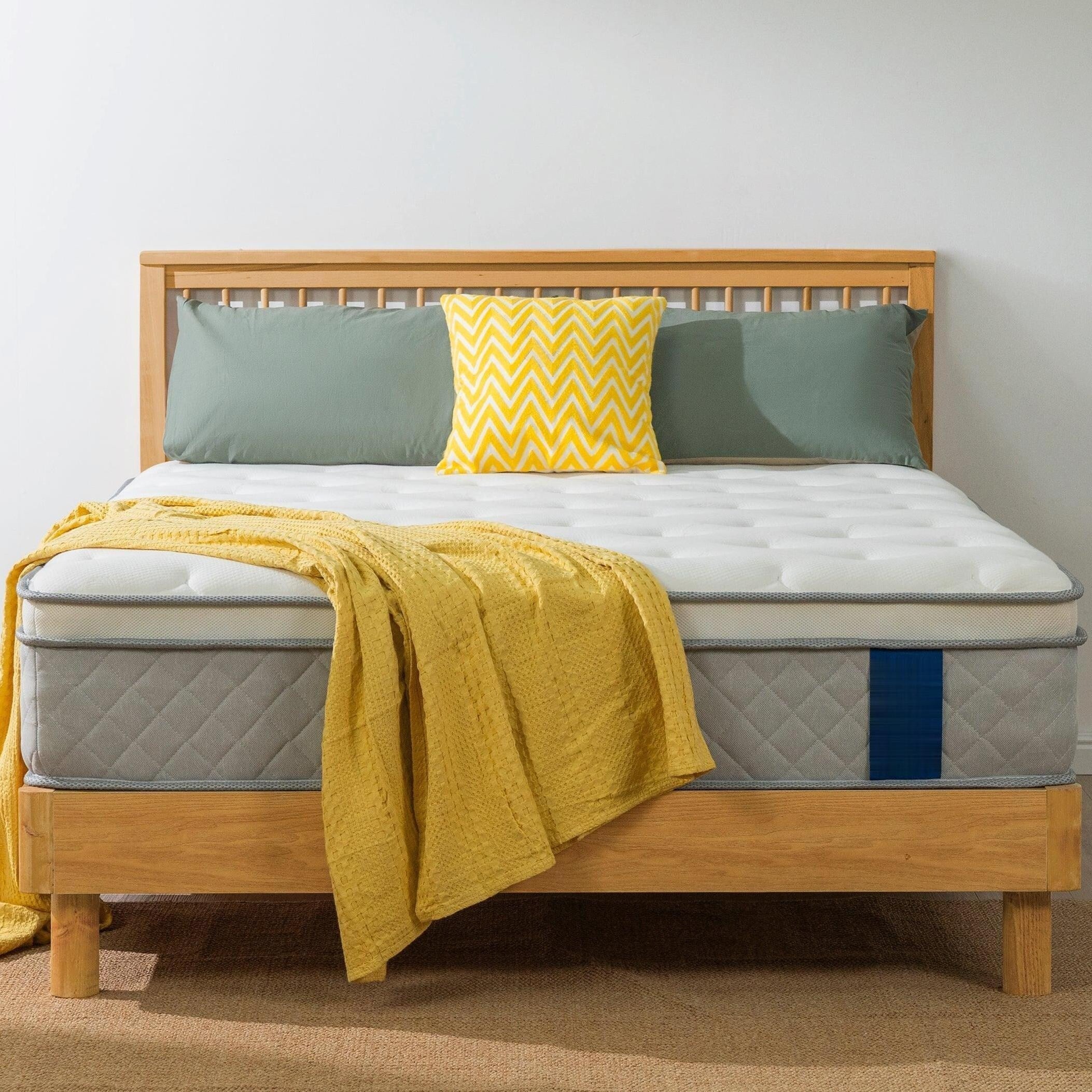 14 Breathable Memory Foam Mattress with Pocket Springs