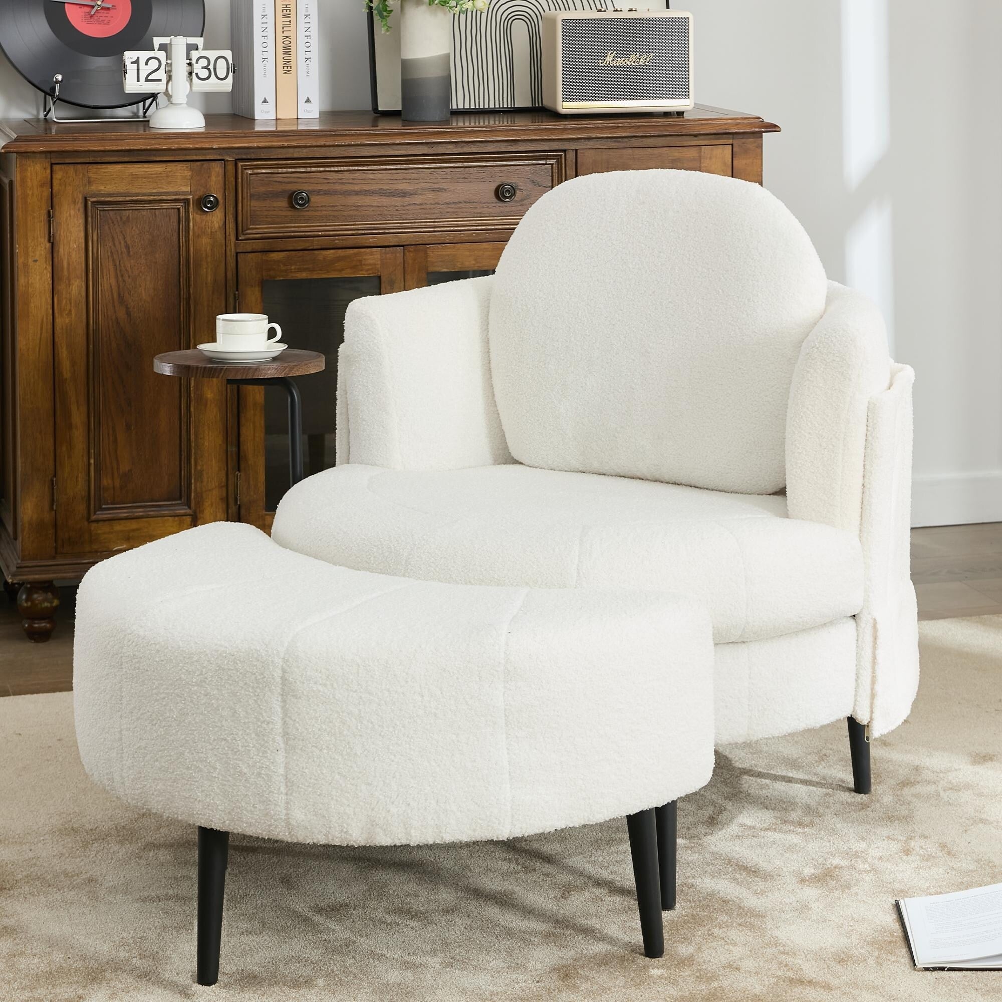 42.5 Single Sofa Chair with Cresent-Shaped Movable Footstool