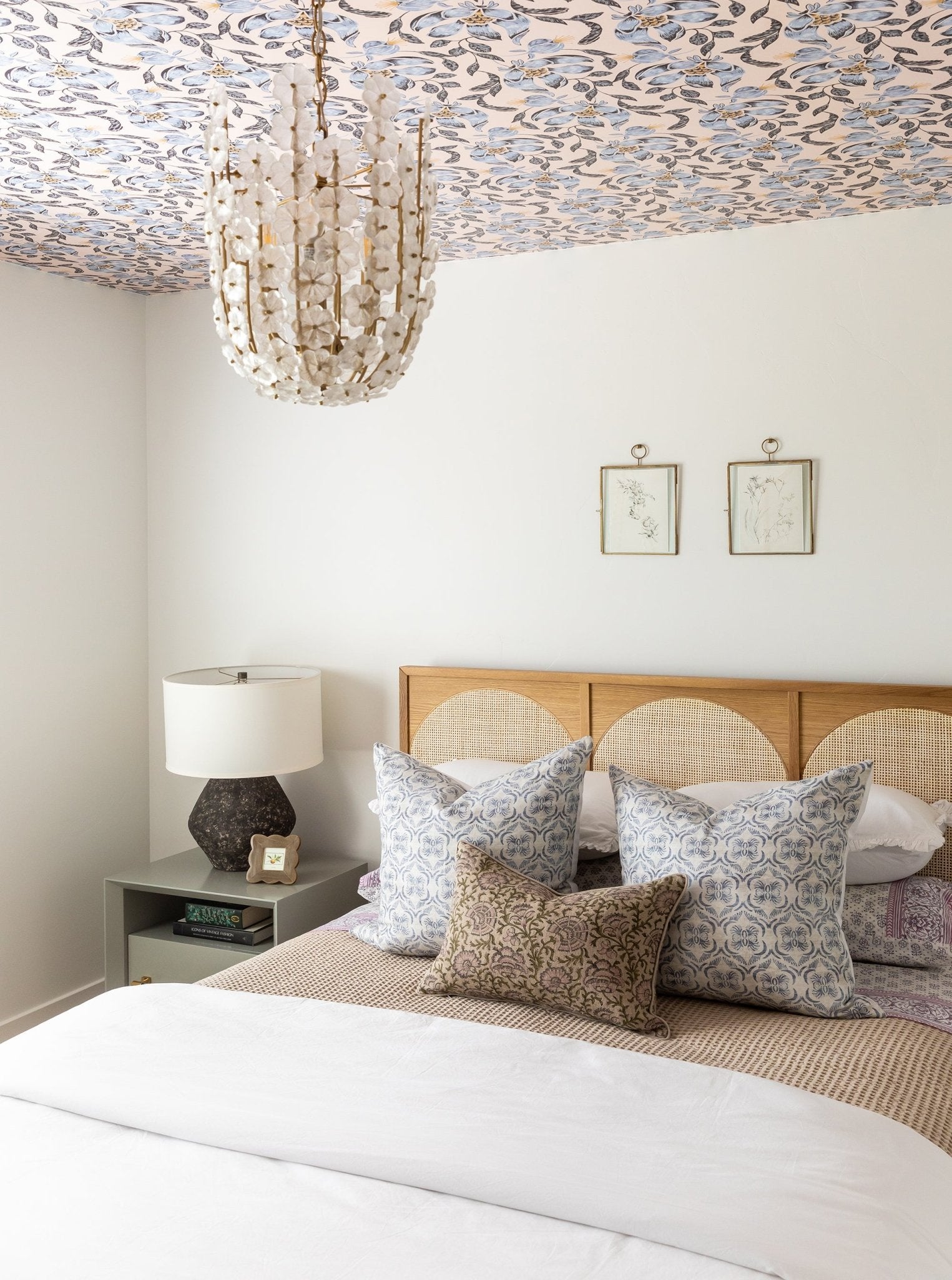 Ardie Table Lamp